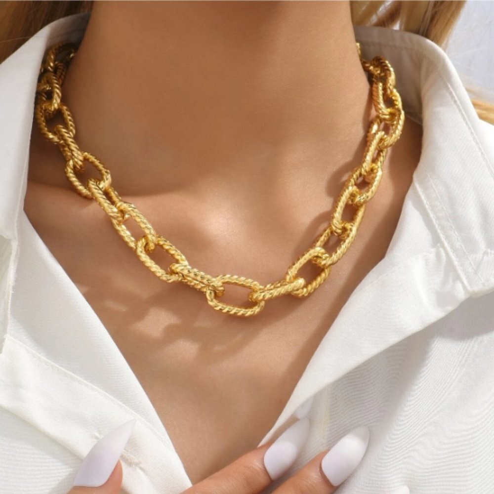 Minimalist Chain Necklace Yellow Gold Color 012426 - Picture 1 of 4
